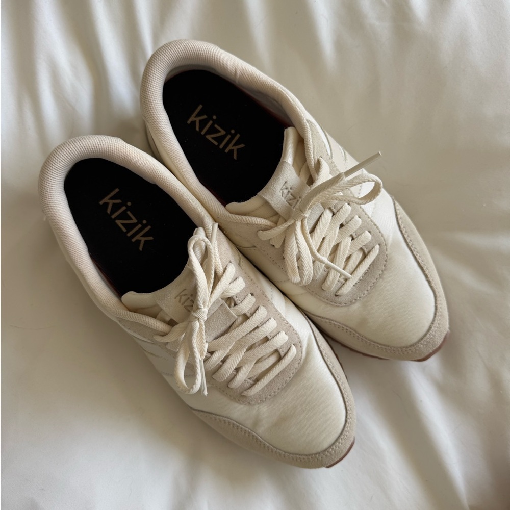 Kizik Slip On Sneakers - Picture 2 of 4
